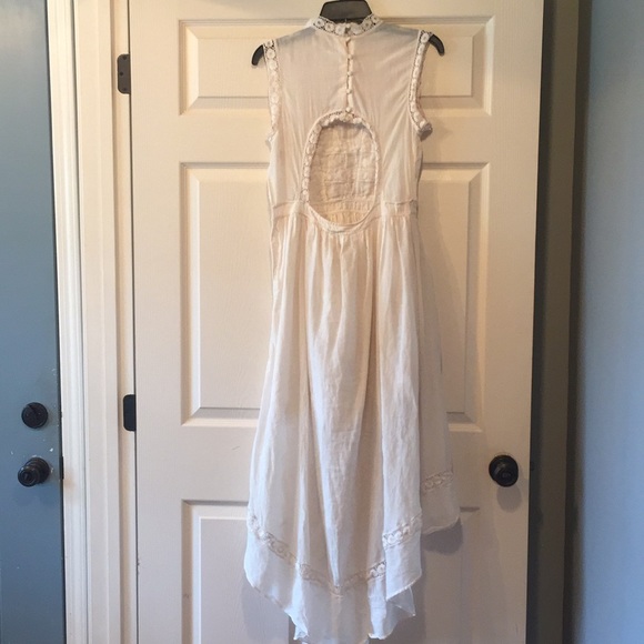 Hazel High-Low Dress - Picture 4 of 7